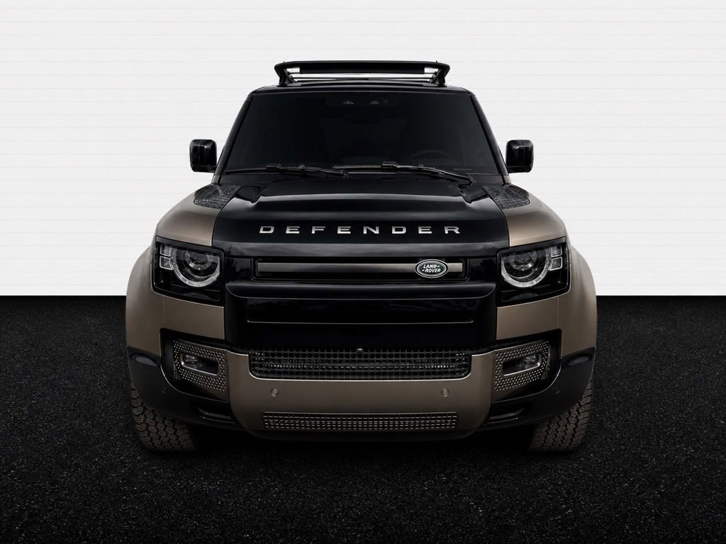 Used 2022 Land Rover Defender 110 X AWD/4WD image 2