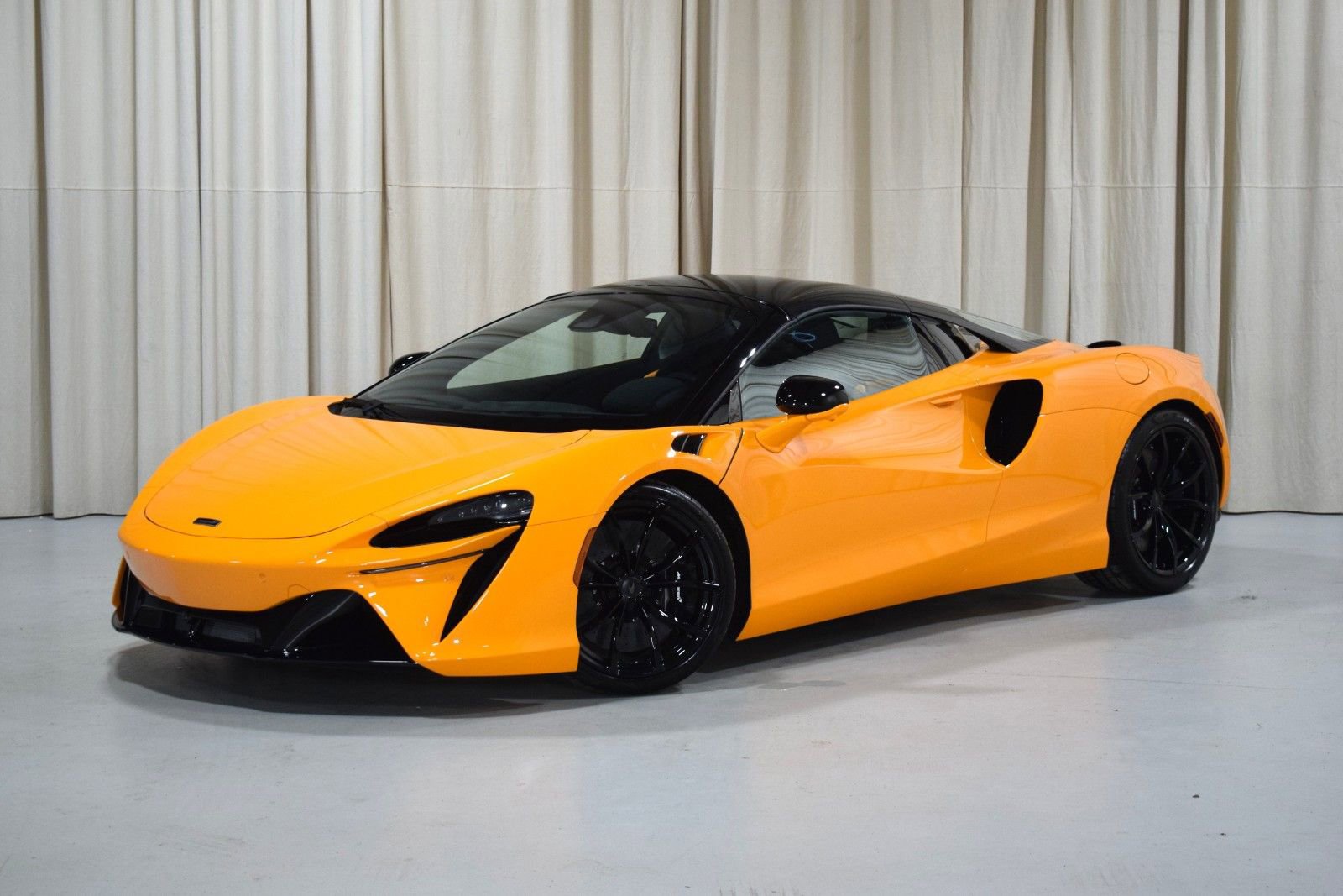 New 2026 McLaren Artura Spider