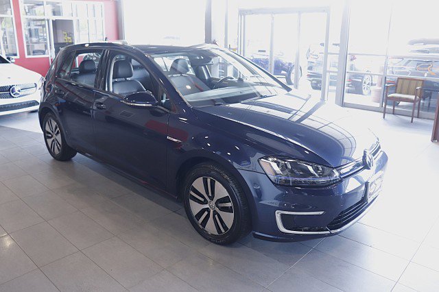 Used 2016 Volkswagen e-Golf SEL Premium image 8