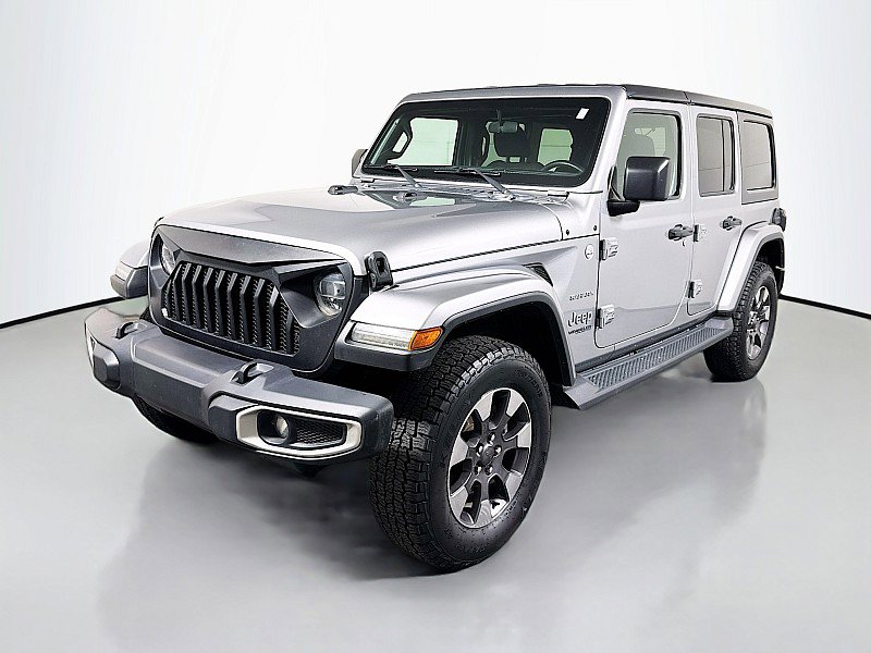 Used 2018 Jeep Wrangler Unlimited Sahara w/ Cold Weather Group image 3