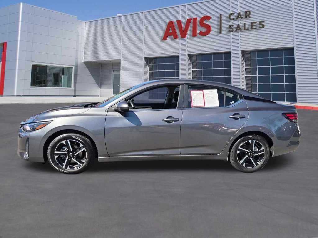 Used 2025 Nissan Sentra SV FWD image 8