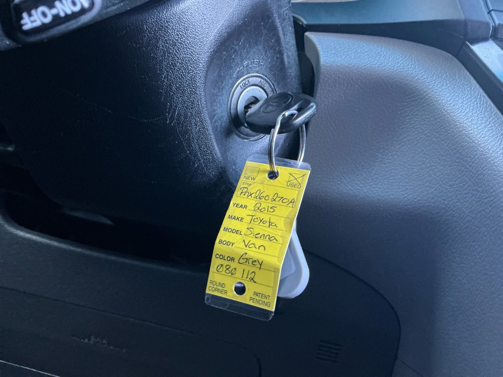 Used 2015 Toyota Sienna LE image 24