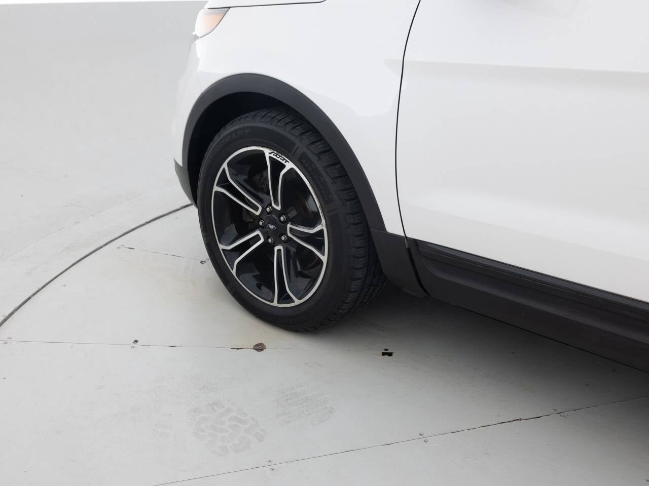 Used 2015 Ford Explorer Sport AWD/4WD image 17