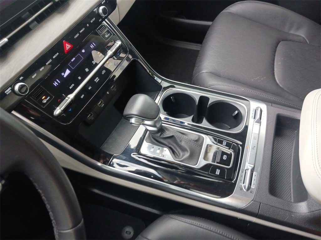 Used 2024 Kia Carnival SX image 11