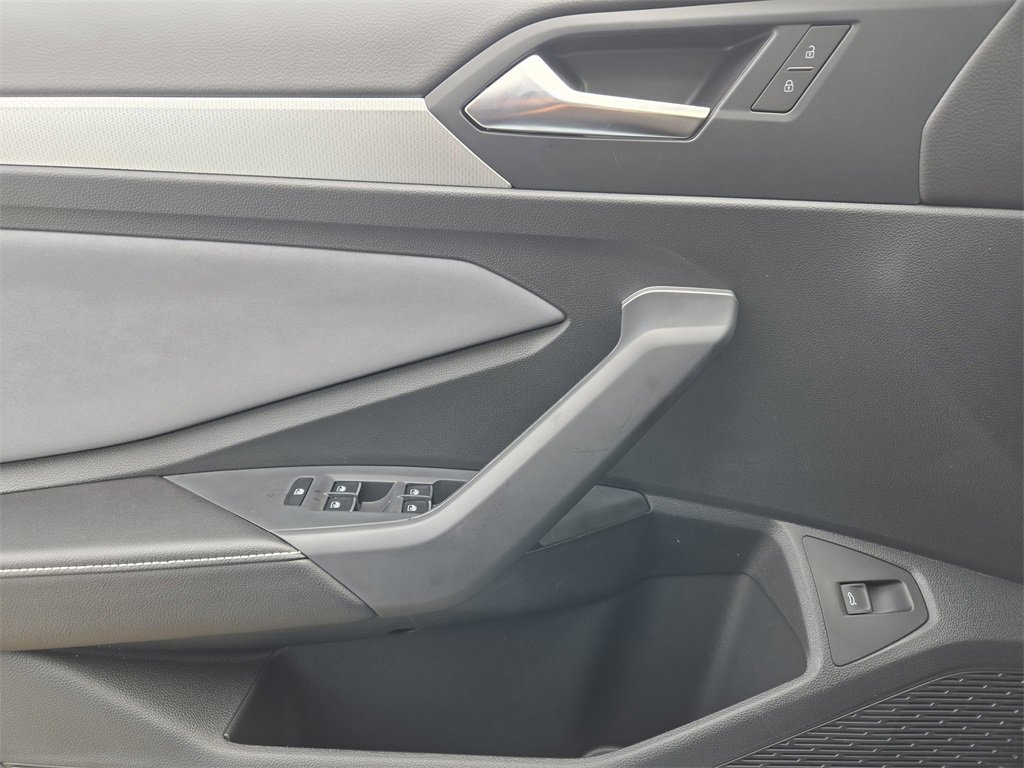 New 2026 Volkswagen Jetta SE image 17