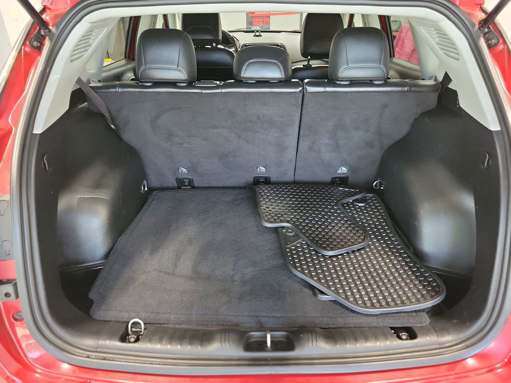 Used 2019 Jeep Compass Latitude w/ Popular Equipment Group image 13