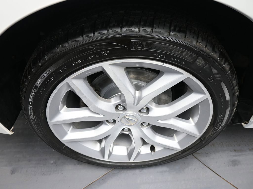 Used 2019 Acura ILX image 12