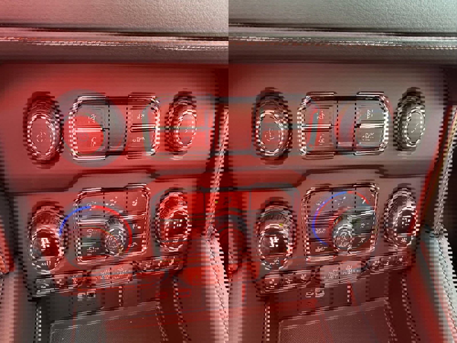 Used 2023 Chevrolet Tahoe High Country image 27