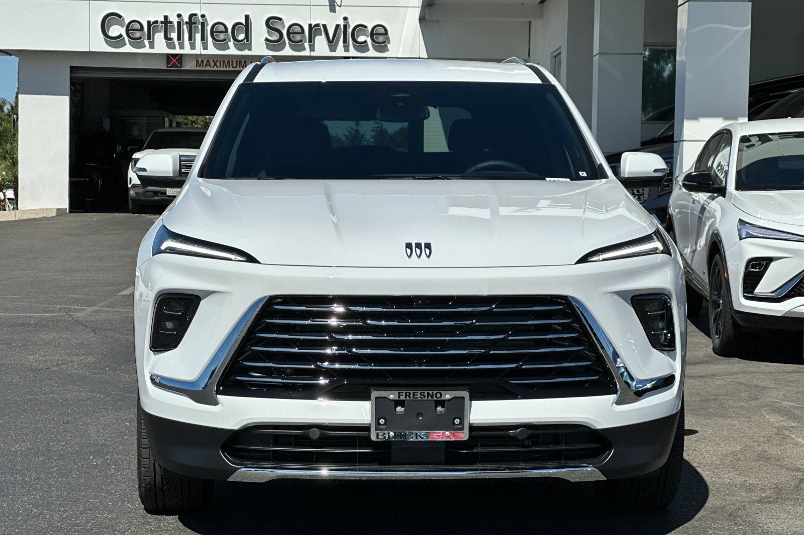 Used 2026 Buick Enclave Preferred FWD image 3