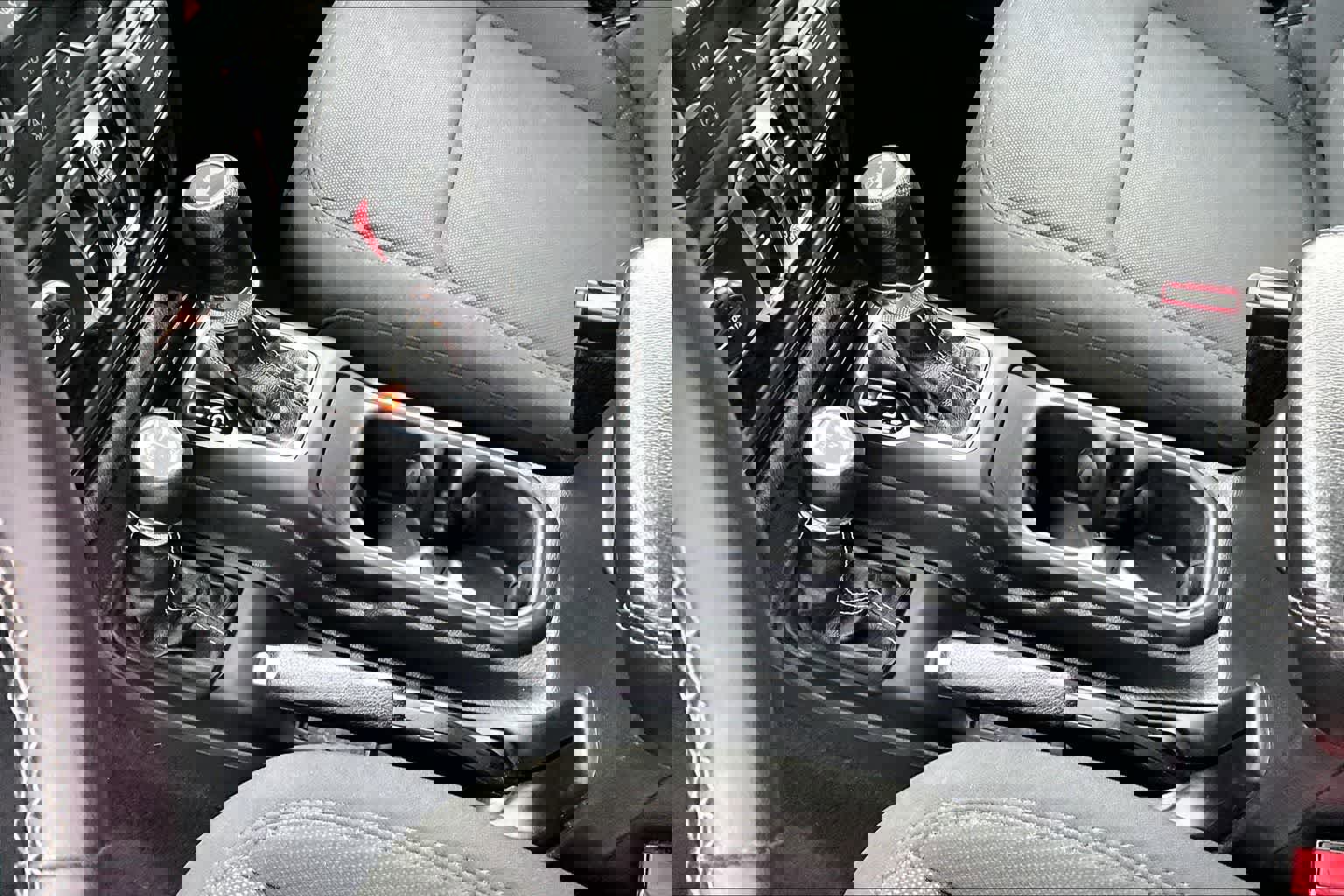 Used 2023 Jeep Wrangler Sahara image 17