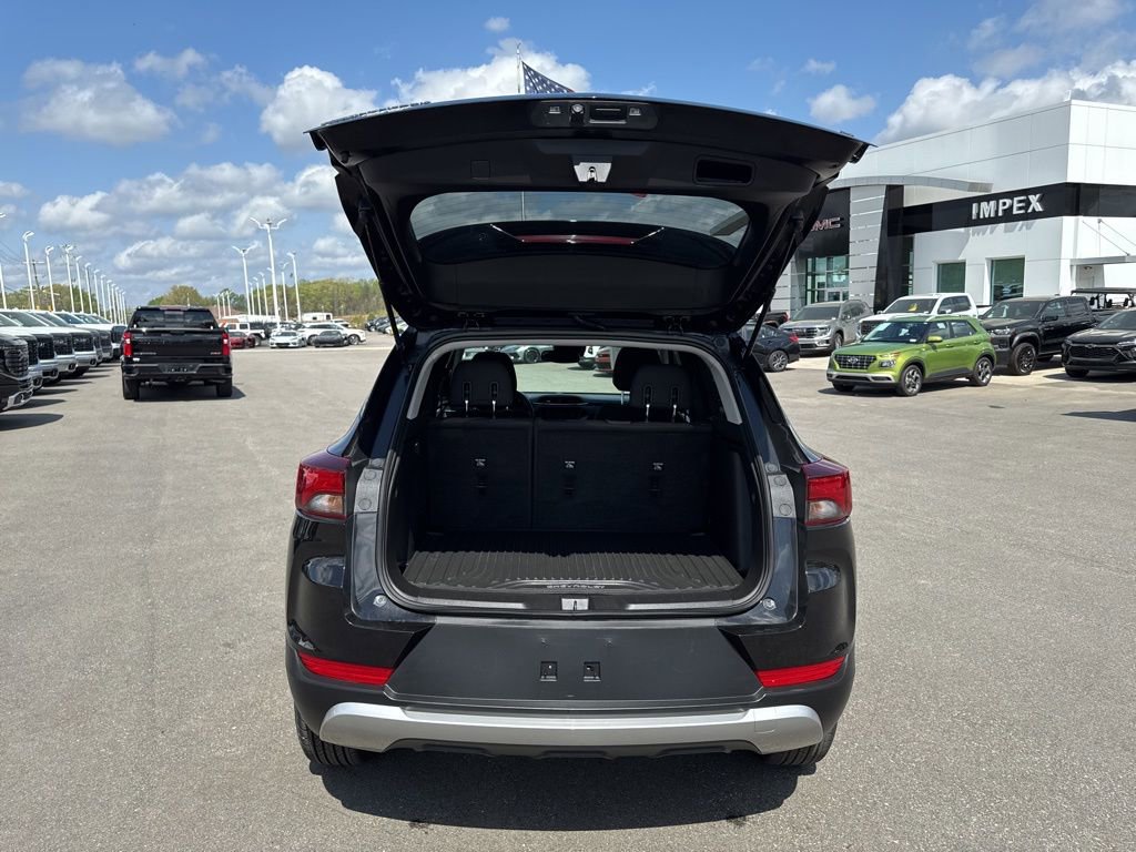 Used 2023 Chevrolet TrailBlazer LT w/ Convenience Package image 28