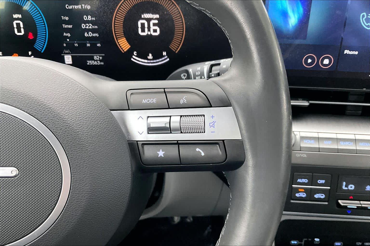 Certified 2024 Hyundai Kona SEL FWD image 25