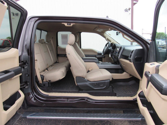 Used 2020 Ford F150 XLT w/ Equipment Group 302A Luxury AWD/4WD image 18