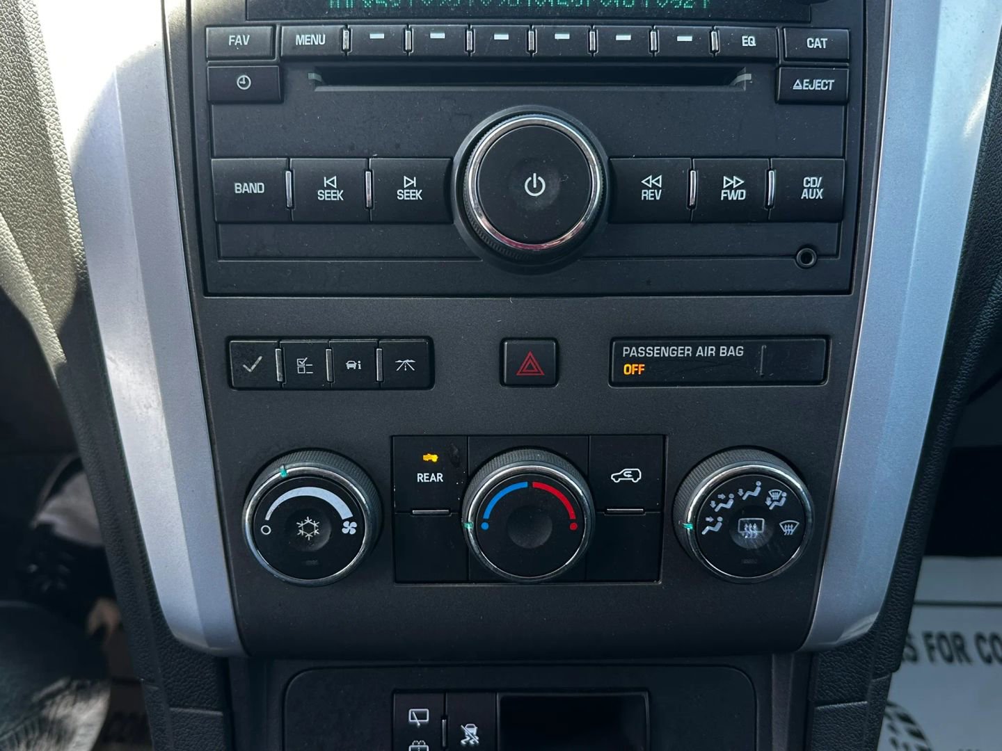Used 2011 Chevrolet Traverse LT w/ Personal Connectivity Package FWD image 29
