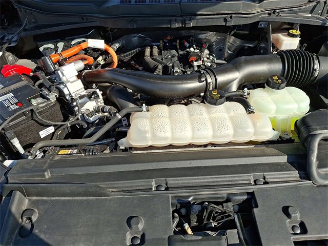 Used 2024 Ford F150 XLT w/ Mobile Office Package image 28