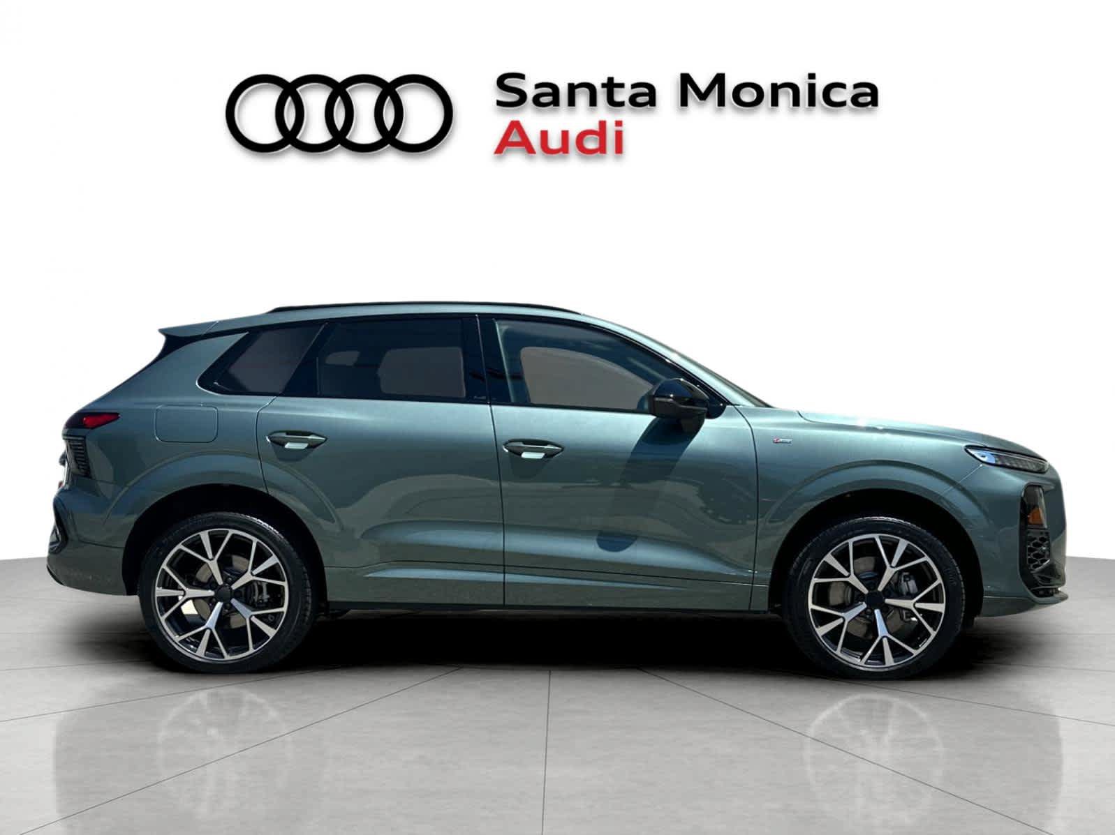 New 2026 Audi Q3 quattro 2.0T AWD/4WD image 6