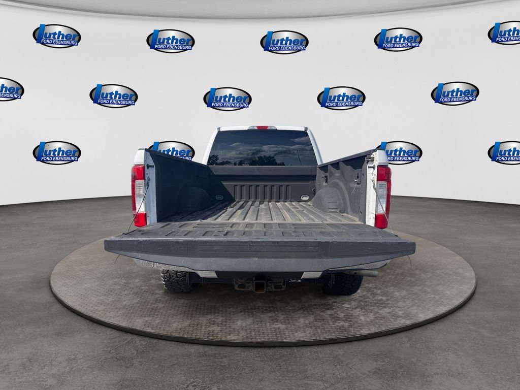 Used 2018 Ford F250 XLT AWD/4WD image 5
