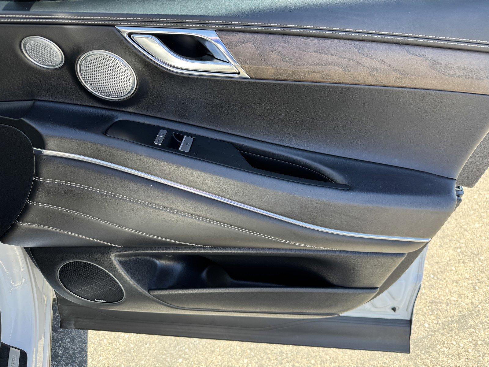 Used 2023 Genesis GV80 2.5T w/ Advanced Package image 9