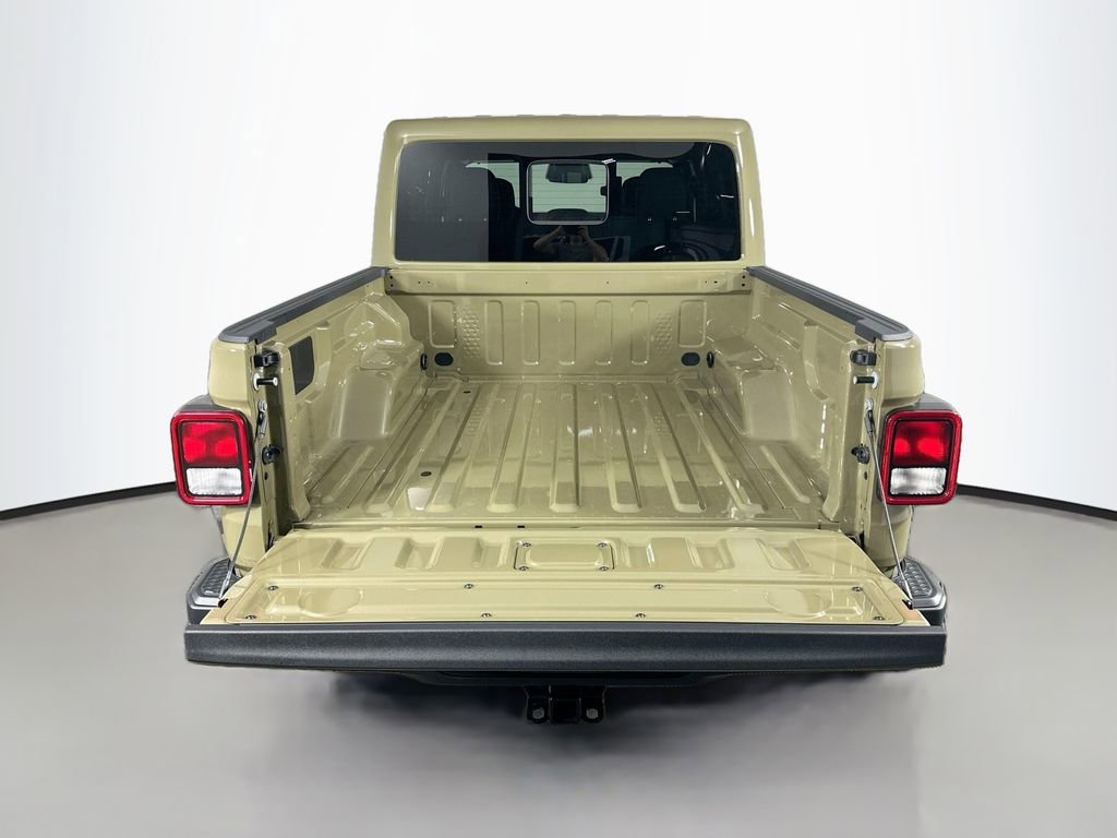 New 2026 Jeep Gladiator Sport image 16