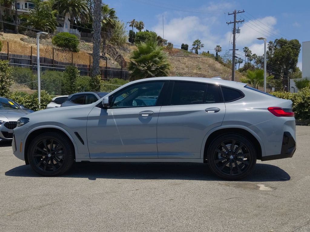 Used 2024 BMW X4 xDrive30i w/ M Sport Package AWD/4WD image 25