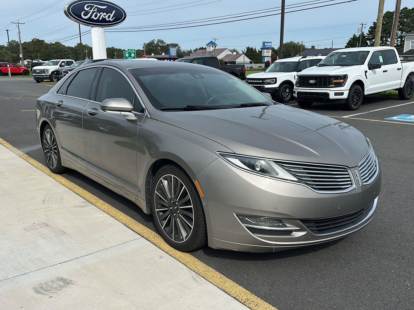 Used 2016 Lincoln MKZ AWD w/ Equipment Group 300A Reserve image 3