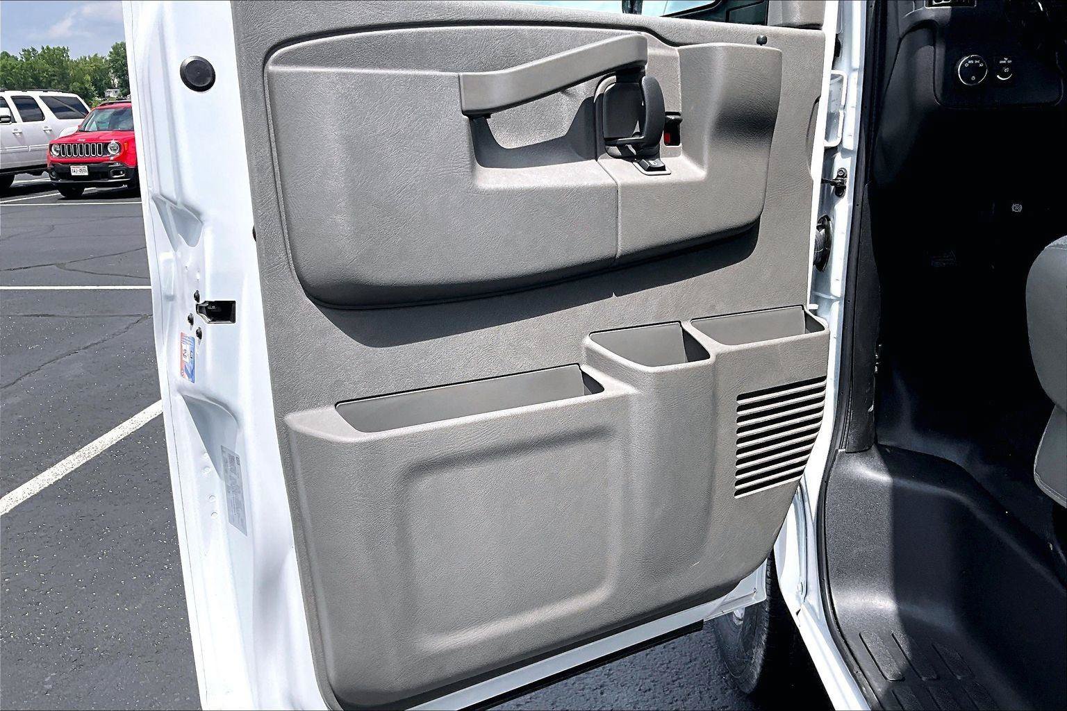 New 2026 Chevrolet Express 2500 w/ Driver Convenience Package RWD image 8