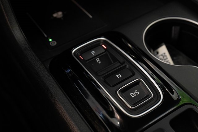 Used 2025 Honda Pilot EX-L image 28