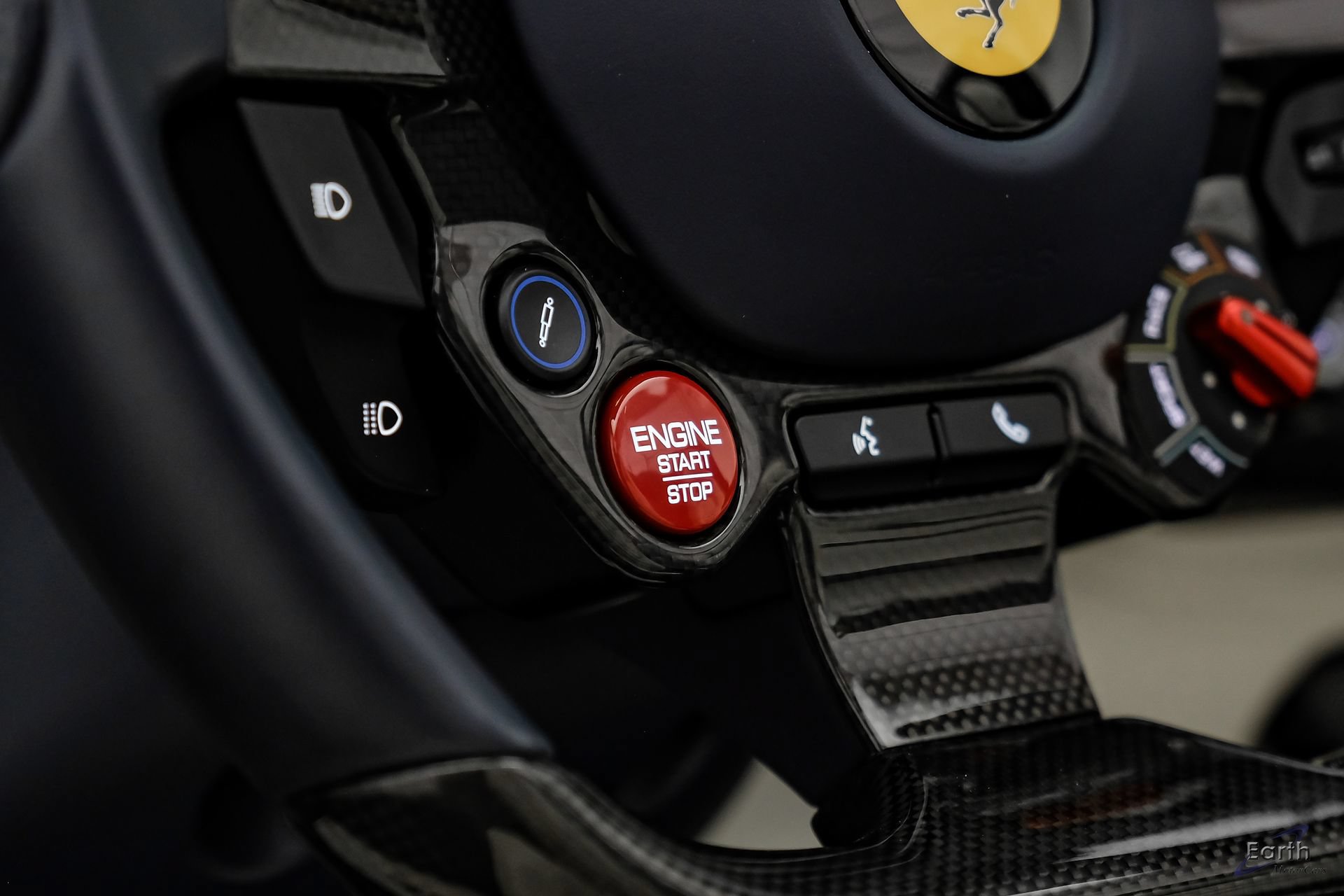 Used 2022 Ferrari 812 GTS RWD image 99