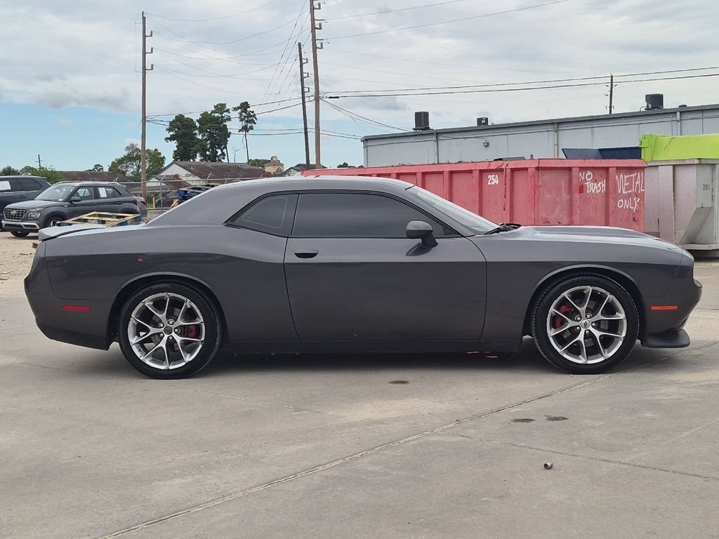 Used 2022 Dodge Challenger GT RWD image 7