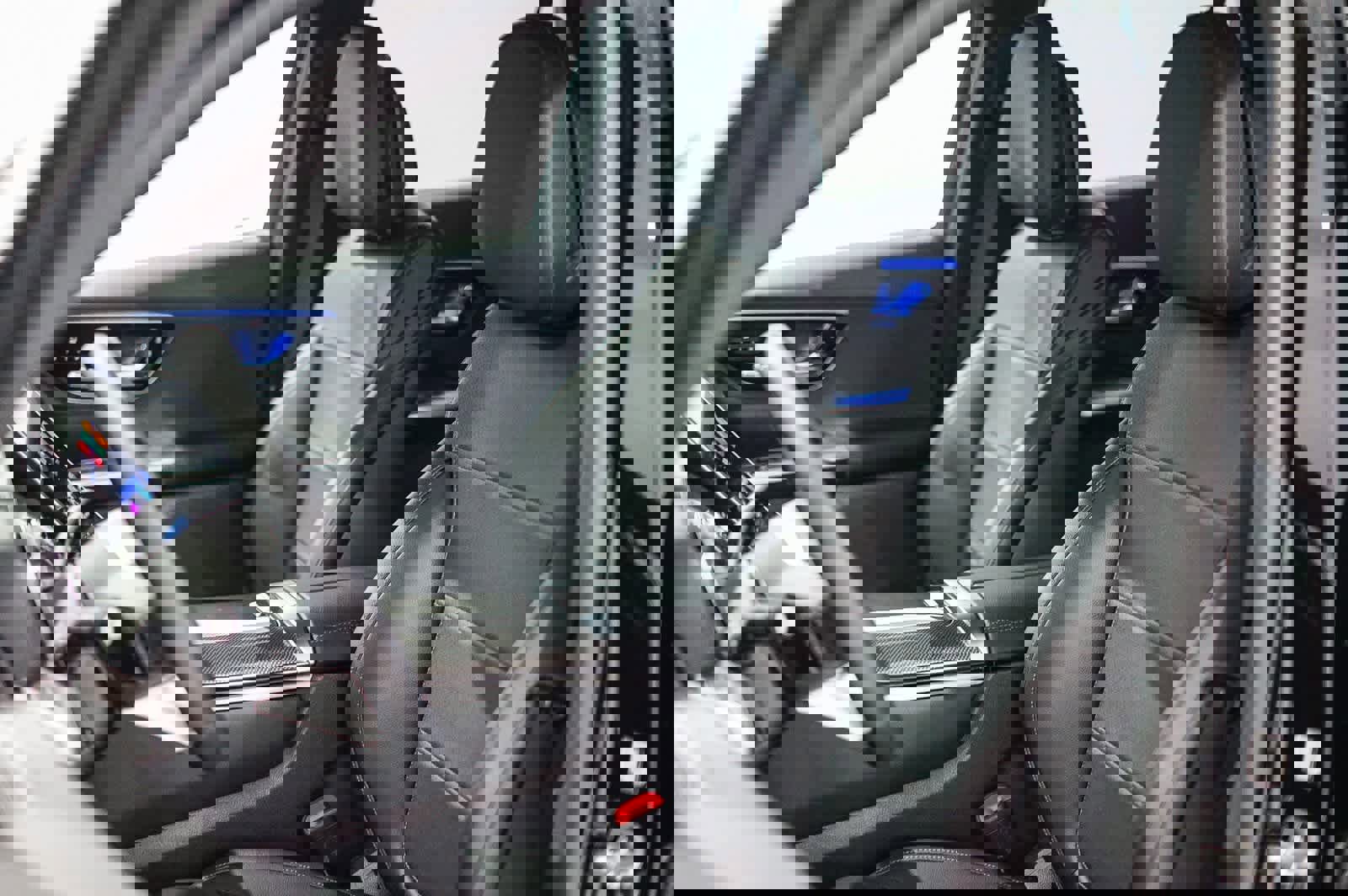 Certified 2025 Mercedes-Benz GLC 300 image 17