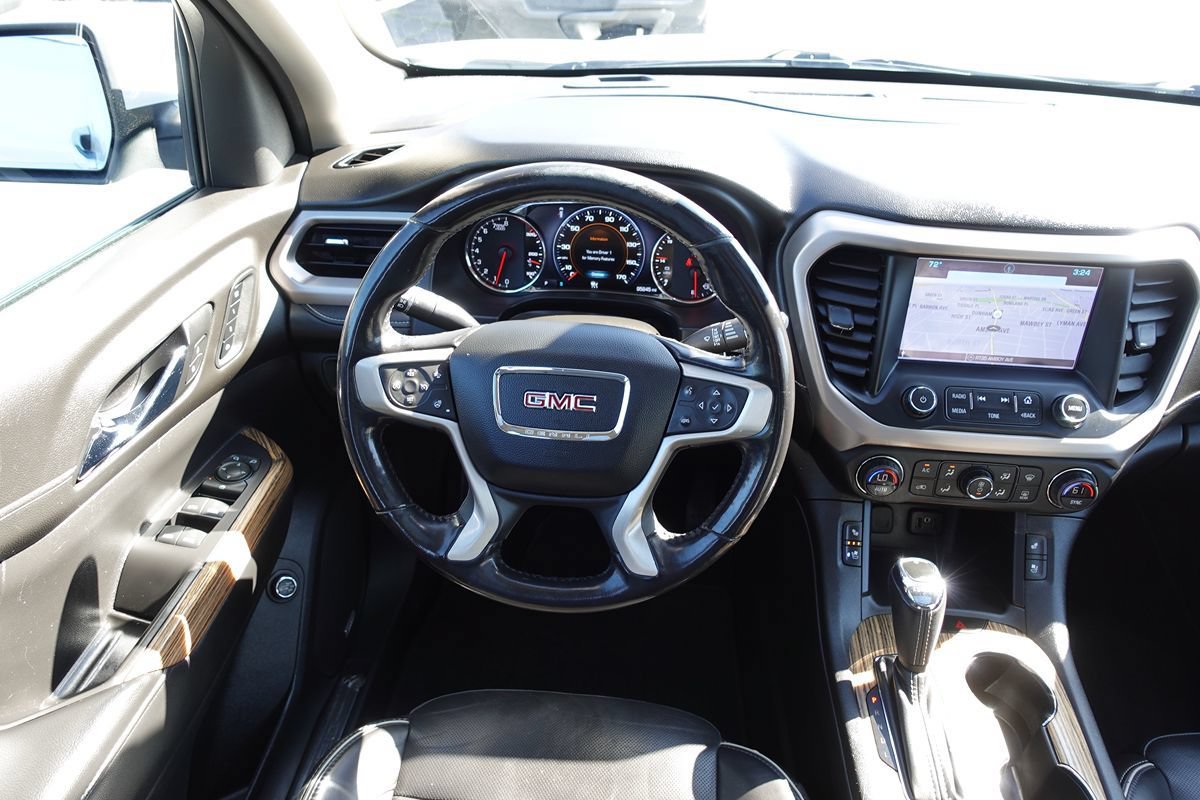 Used 2019 GMC Acadia Denali w/ Technology Package FWD image 40