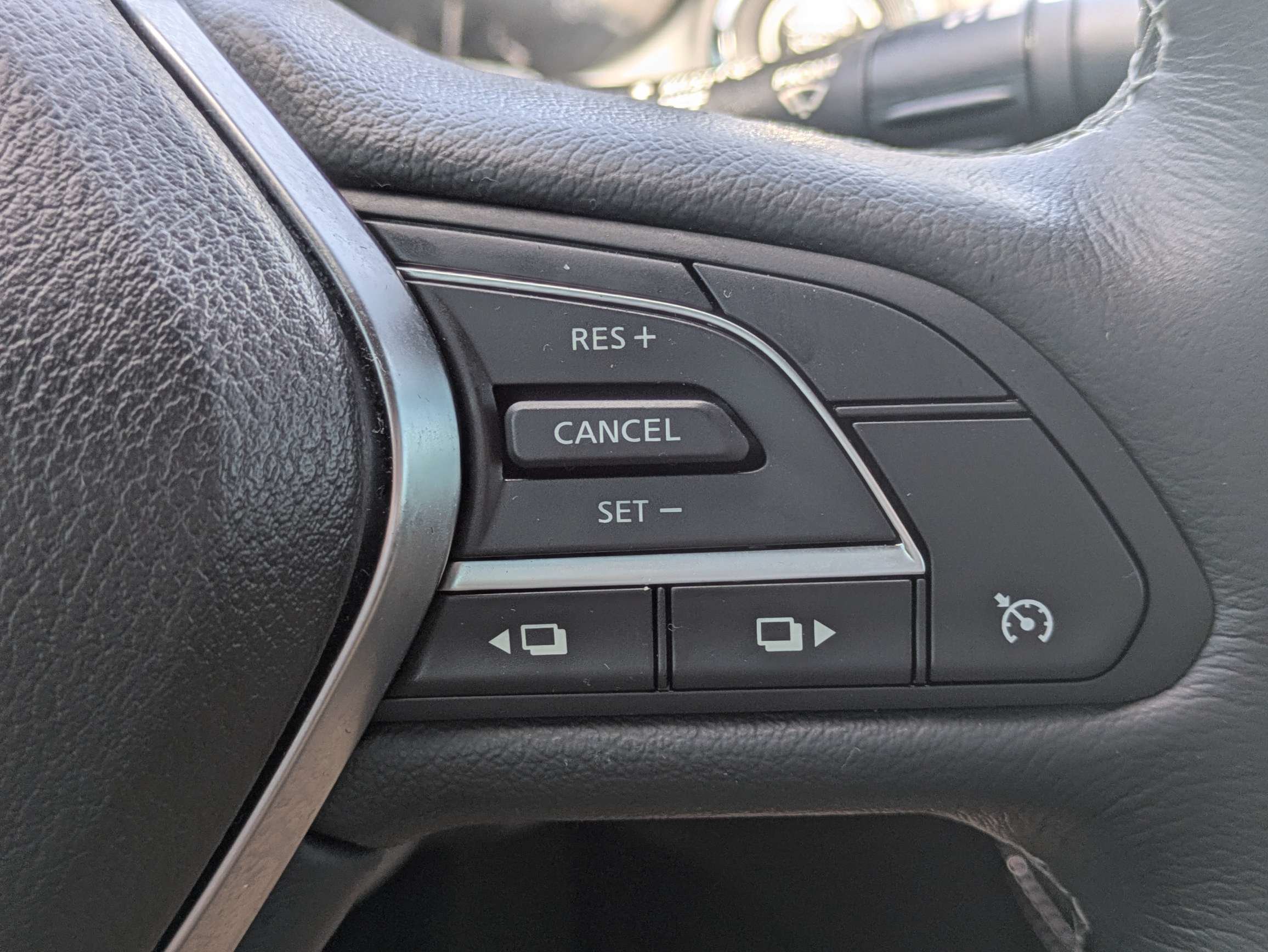 Used 2022 INFINITI Q60 3.0t Pure RWD image 29