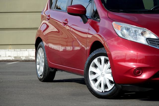 Used 2015 Nissan Versa Note SV image 3