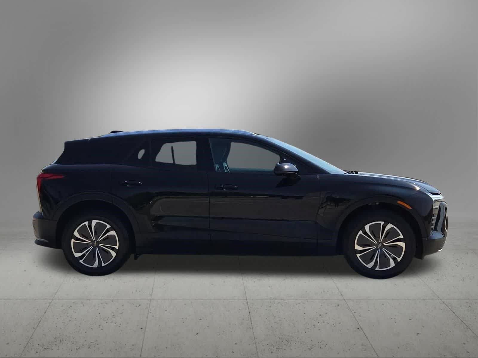 Used 2024 Chevrolet Blazer EV LT AWD/4WD image 7