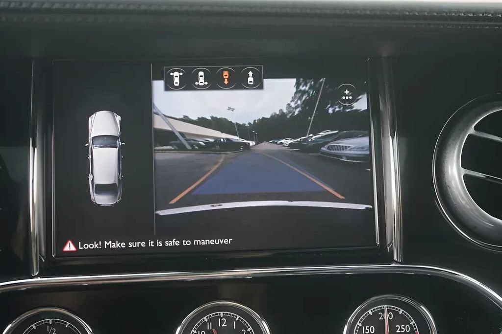Used 2017 Bentley Mulsanne RWD image 12