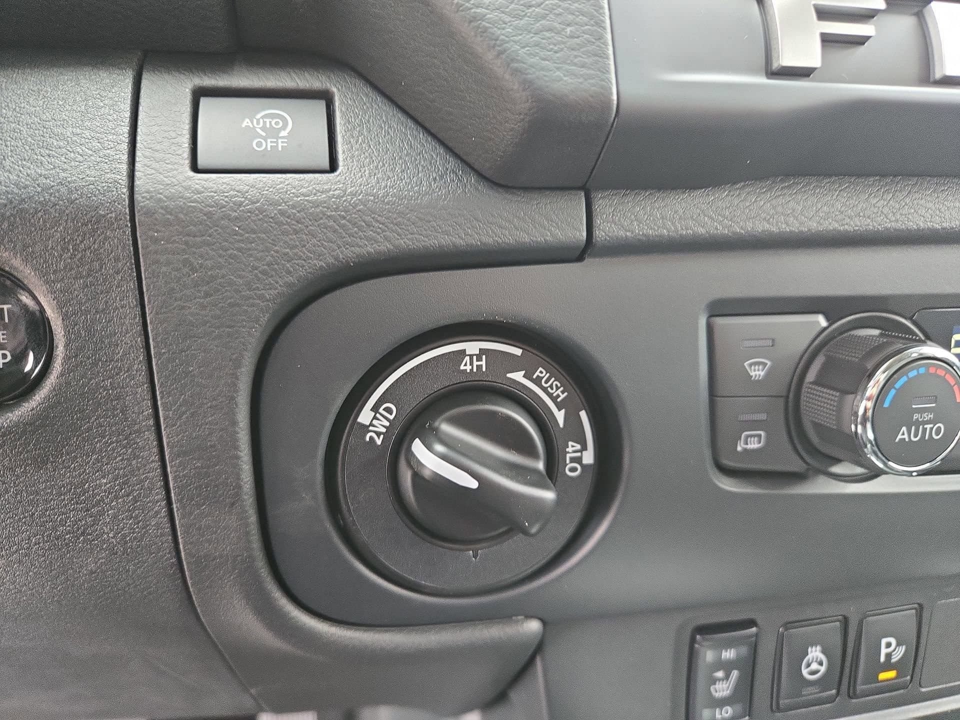 New 2026 Nissan Frontier SV w/ SV Convenience Package AWD/4WD image 21