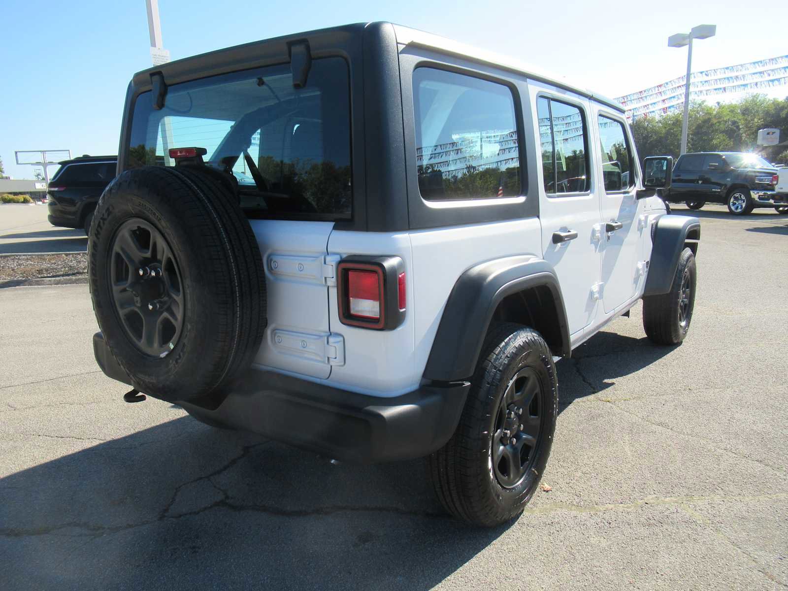 New 2026 Jeep Wrangler Unlimited Sport image 7