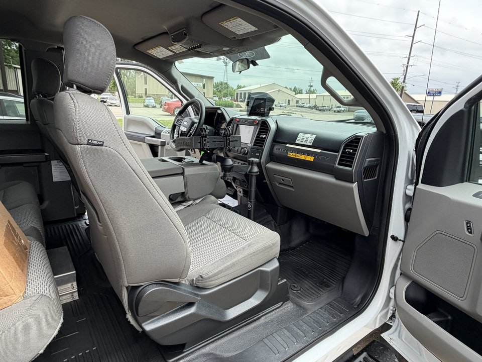 Used 2019 Ford F550 4x4 SuperCab Super Duty w/ XLT Value Package image 17