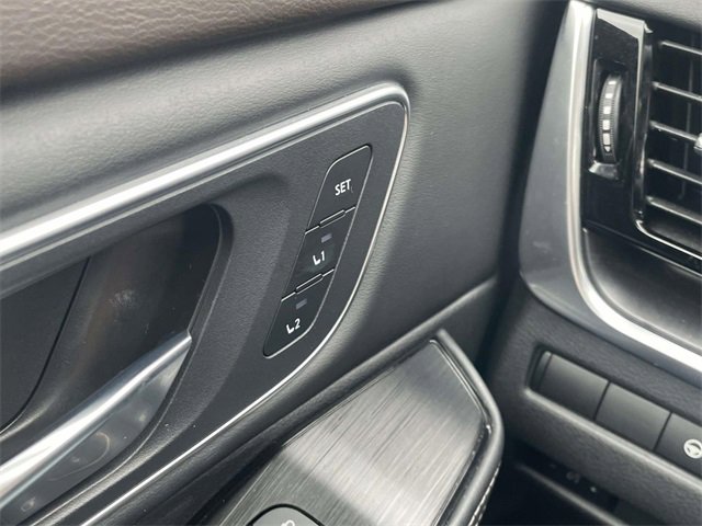 Used 2022 Nissan Rogue Platinum w/ Head-Up Display Package image 29