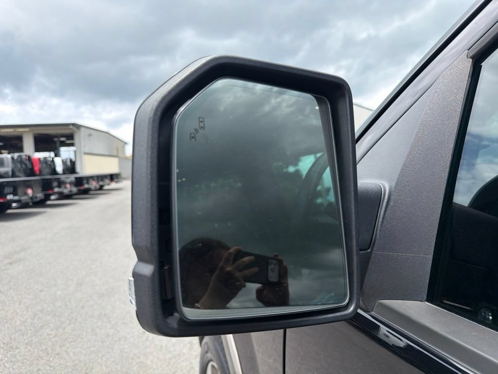 Used 2019 Ford F150 King Ranch w/ Equipment Group 601A Luxury AWD/4WD image 26