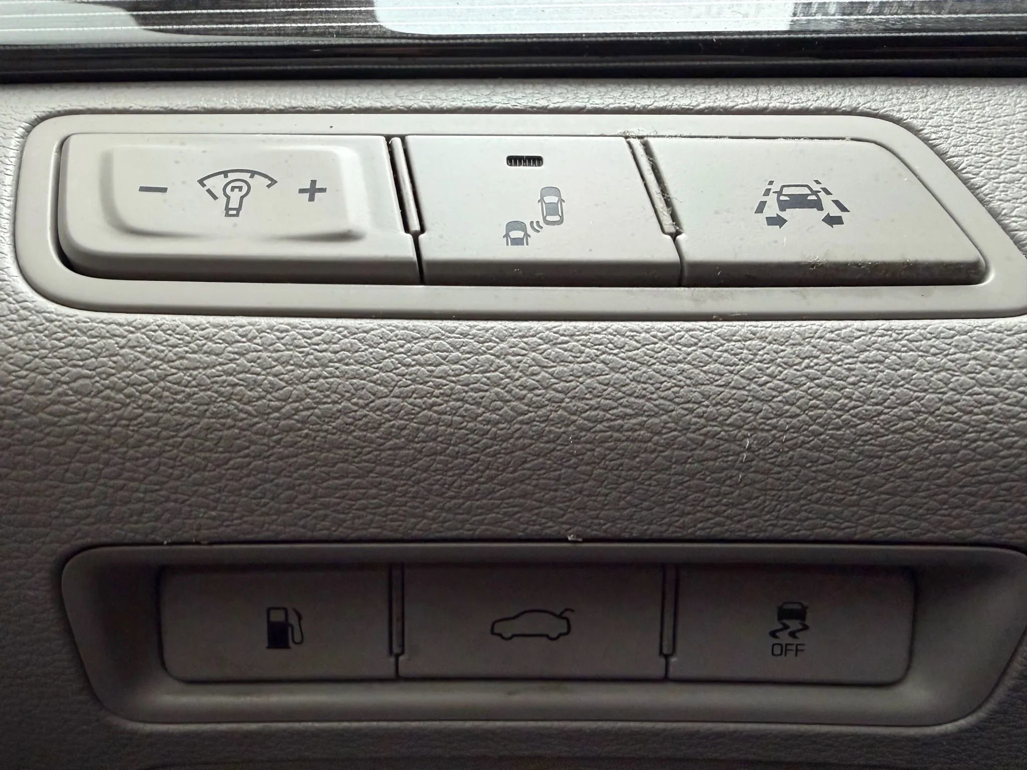 Used 2018 Hyundai Sonata Limited w/ Limited Ultimate Package 03 image 24