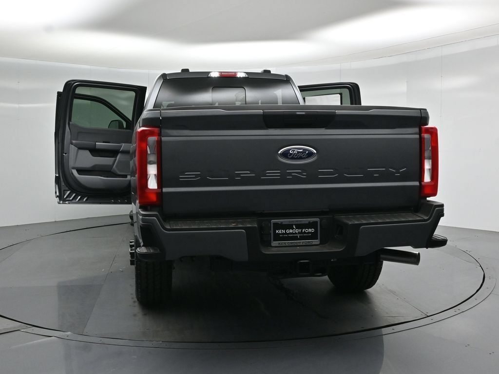 New 2026 Ford F250 XL w/ STX Appearance Package AWD/4WD image 27