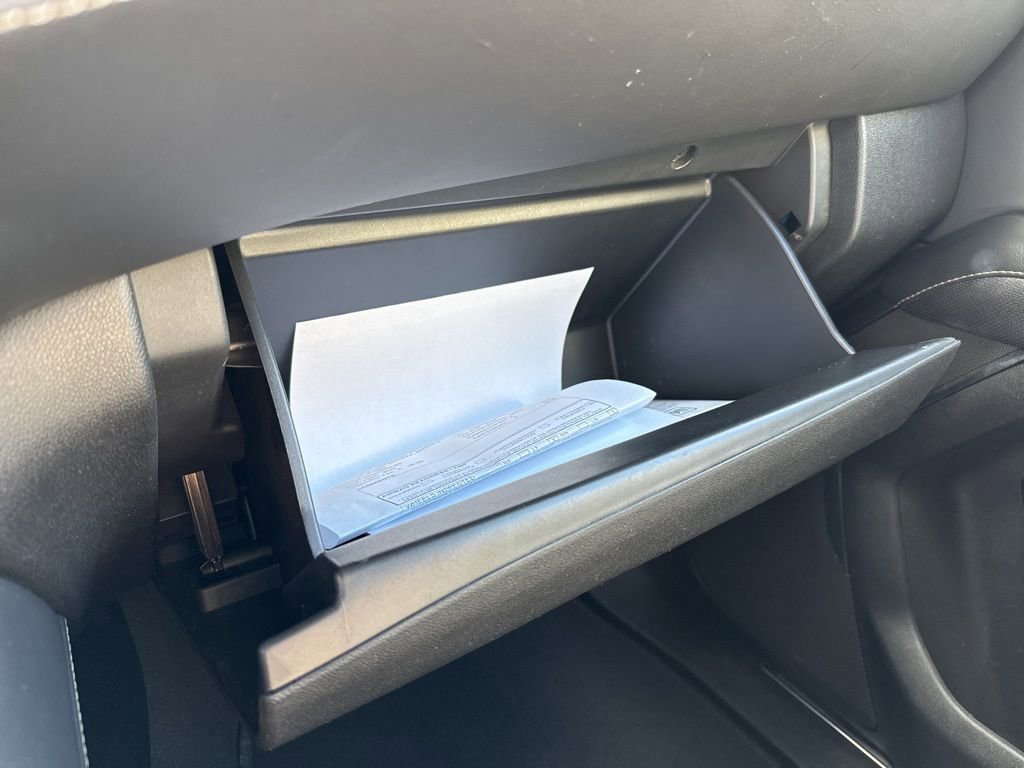 Used 2023 Chevrolet Suburban Premier image 31