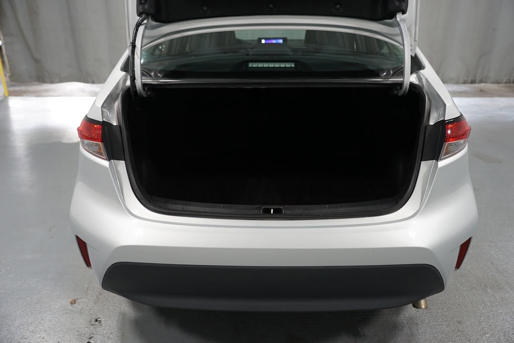 Certified 2023 Toyota Corolla LE image 31