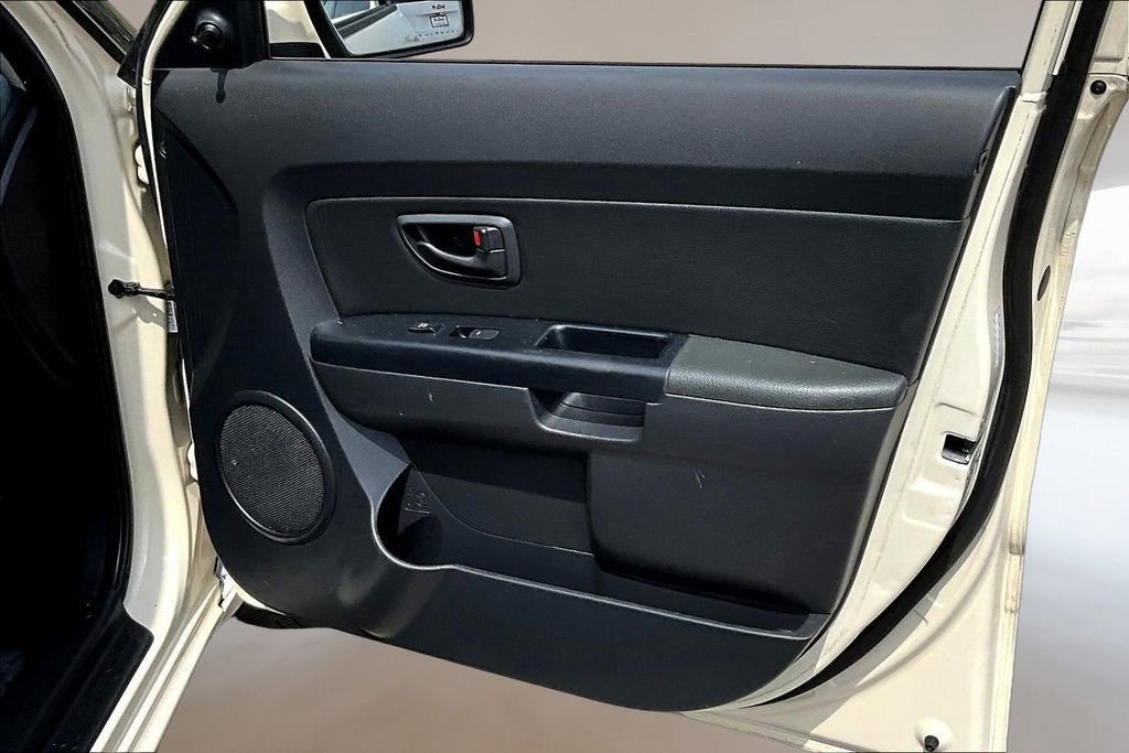 Used 2013 Kia Soul FWD image 23