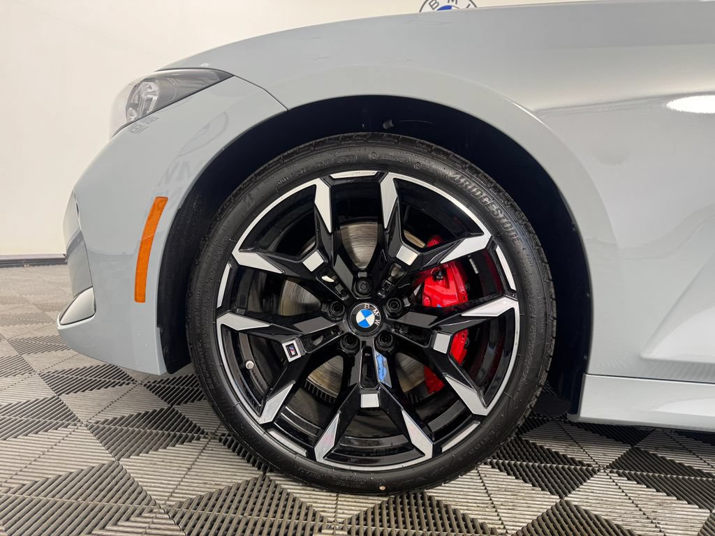 New 2026 BMW 330i xDrive Sedan w/ M Sport Package AWD/4WD image 10