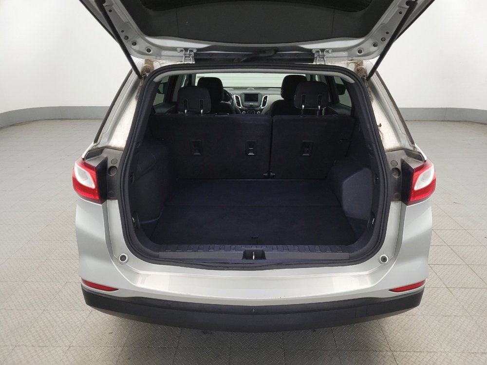 Used 2019 Chevrolet Equinox LS w/ LS Convenience Package image 29