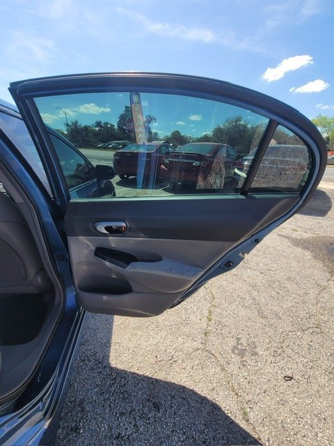 Used 2011 Honda Civic LX image 9