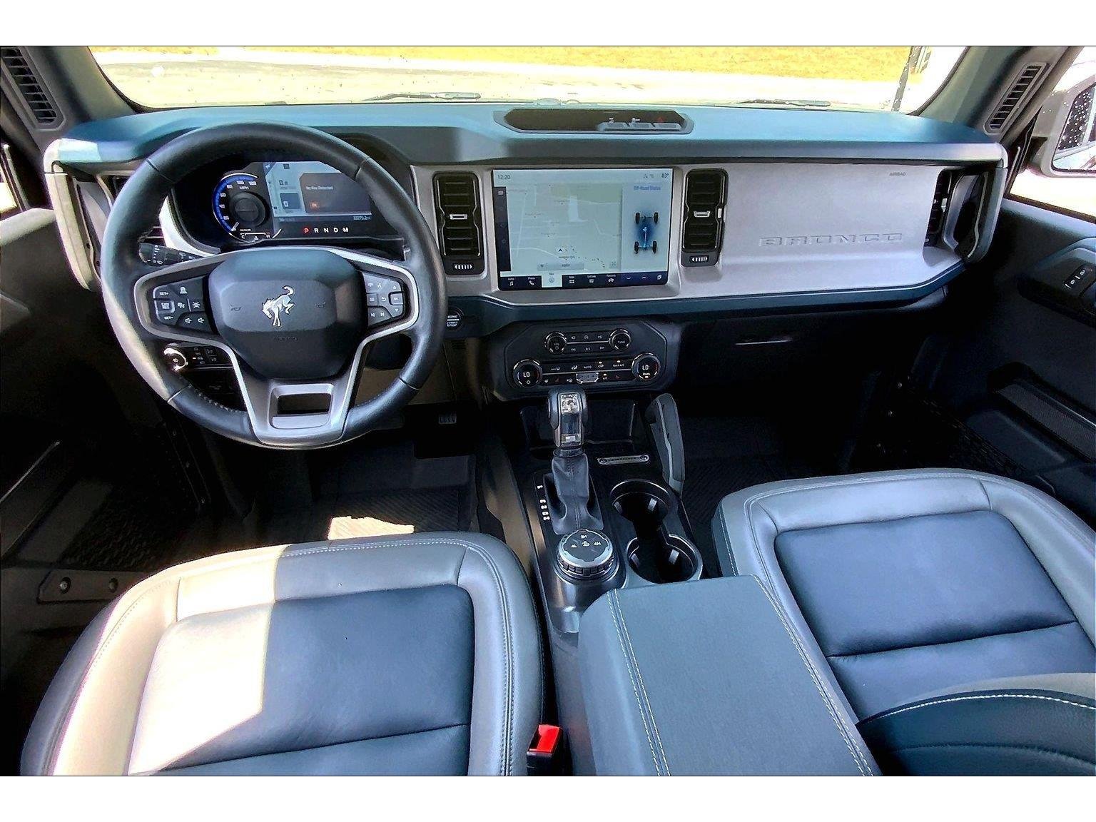 Used 2024 Ford Bronco Outer Banks AWD/4WD image 14