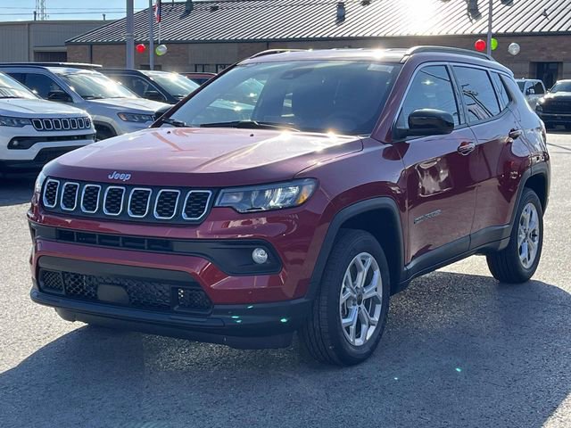 New 2026 Jeep Compass Latitude AWD/4WD image 3
